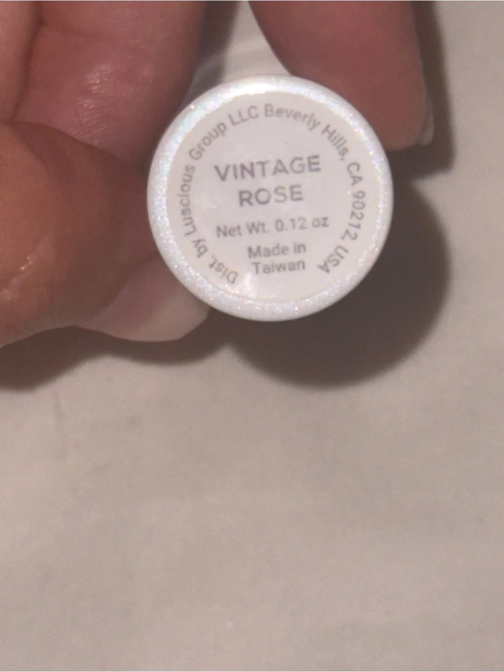 True + Luscious Super Moisture Lipstick Vintage Rose New
